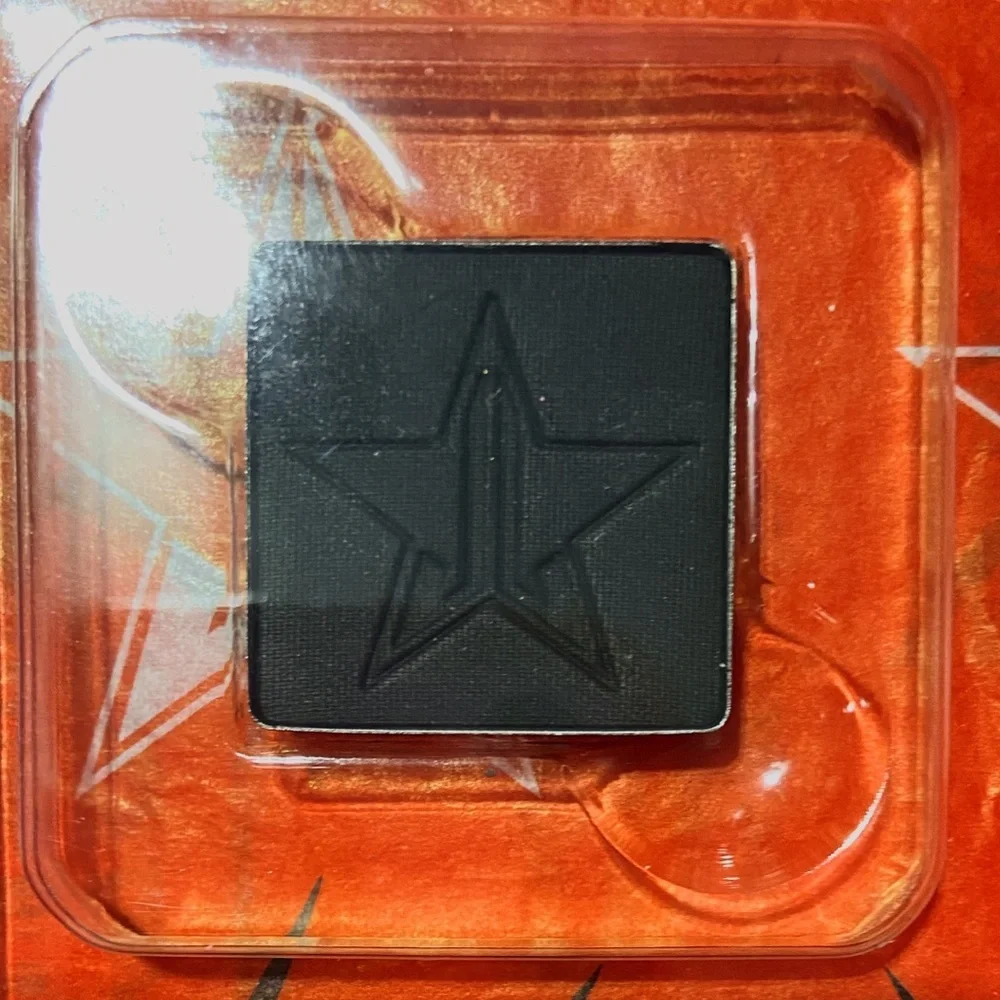 Jeffree Star Cosmetics Artistry Eyeshadow Single WEIRDO Black Matte Makeup NEW